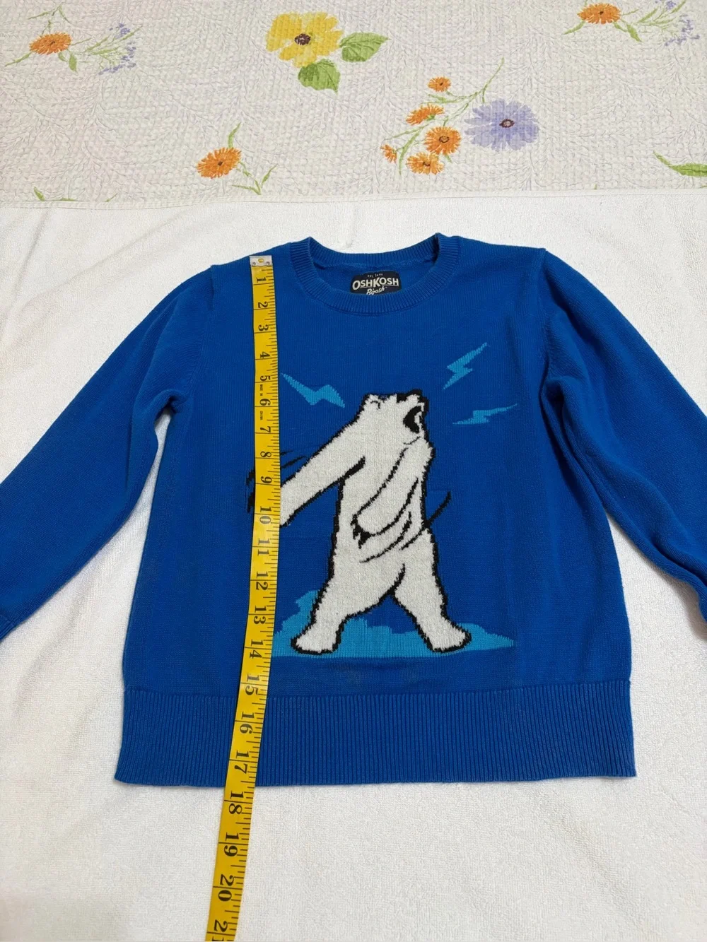 OshKosh B'gosh Boys Blue Polar Bear Crewneck Sweater(32)